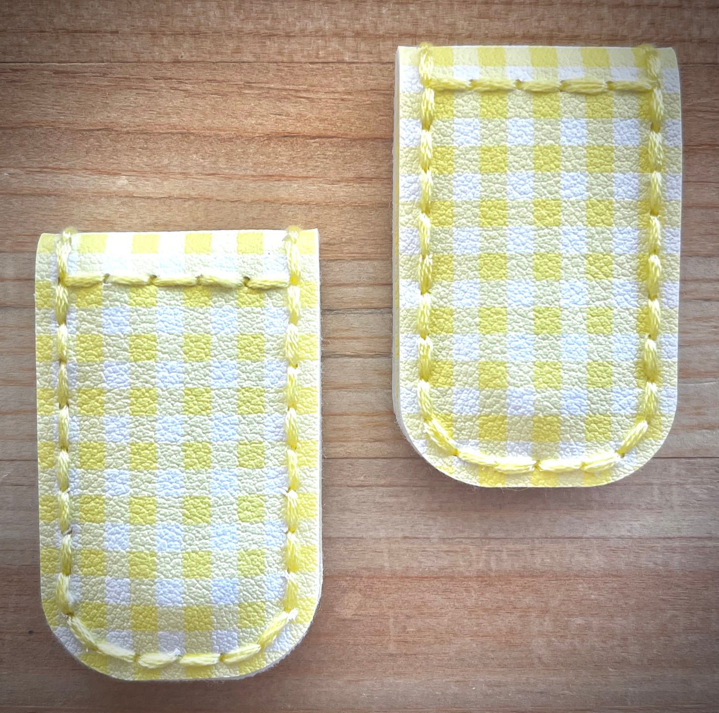 Magnetic Bookmark Yellow Checker