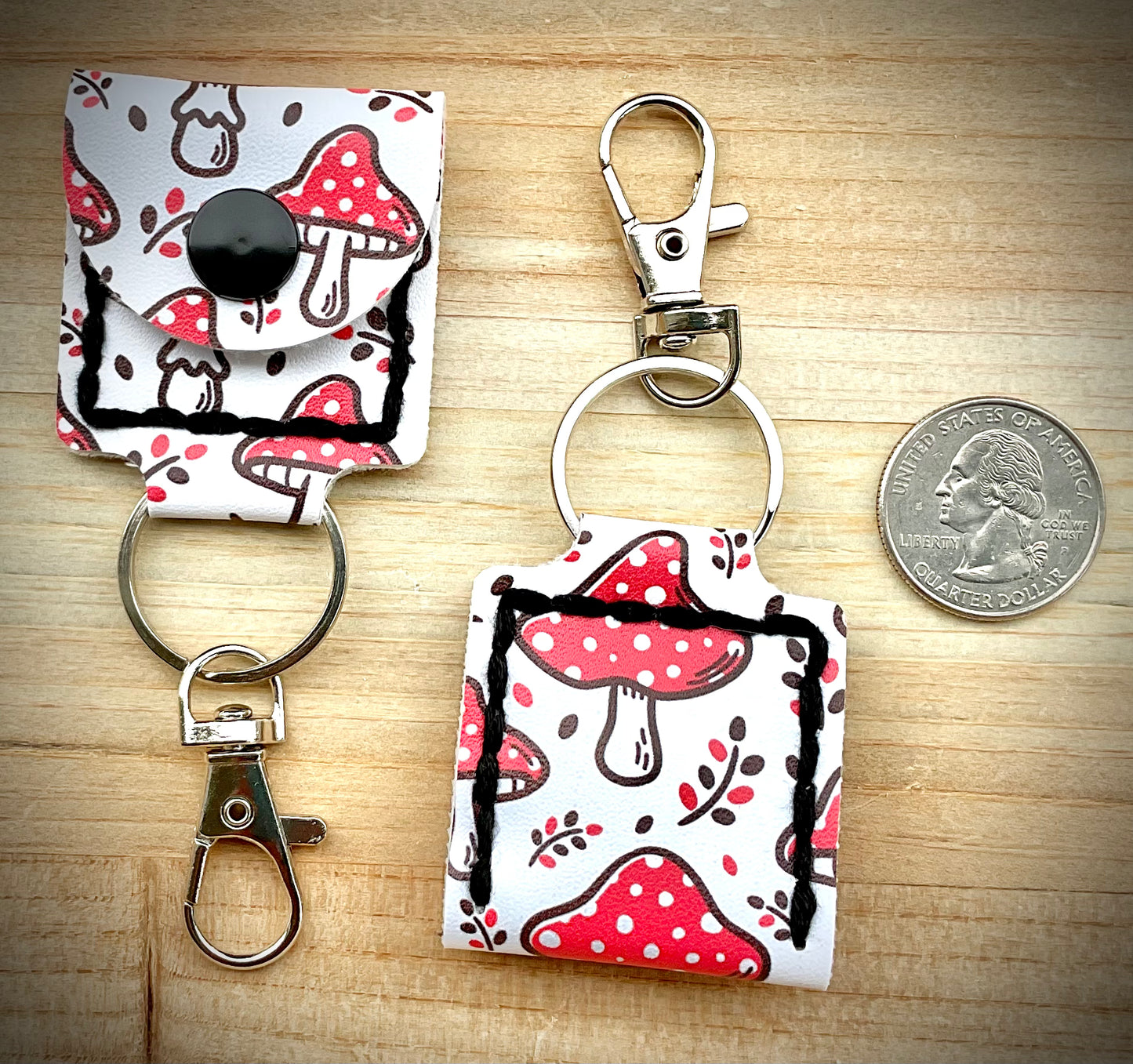 Coin/Quarter Holder Keychain - Mushrooms