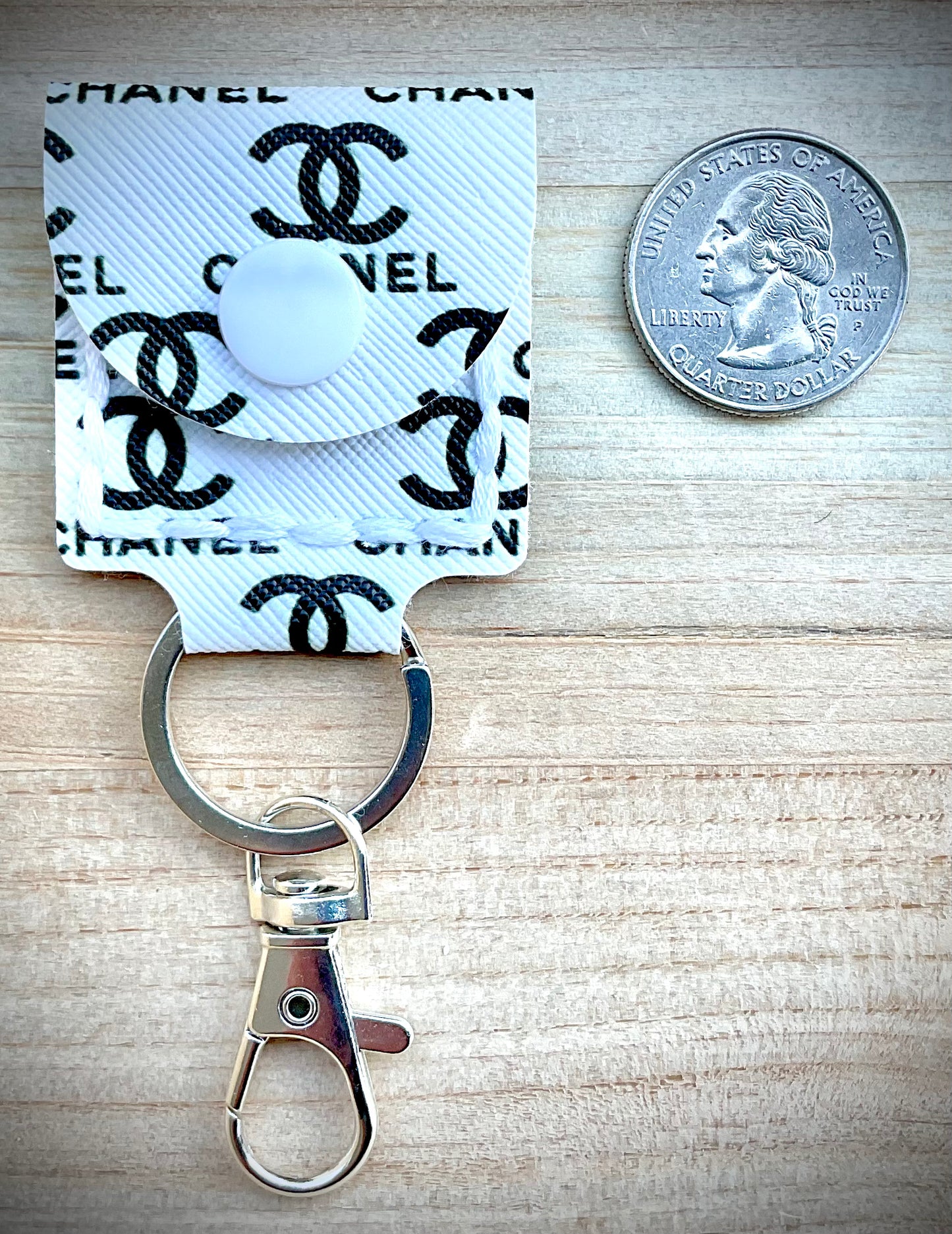 Coin/Quarter Holder Keychain - White and Black Luxe
