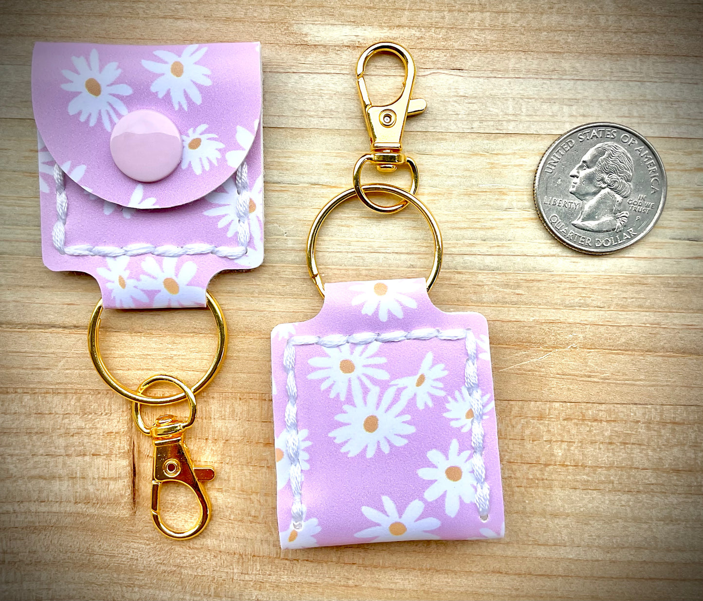 Coin/Quarter Holder Keychain - Pink with Daisies