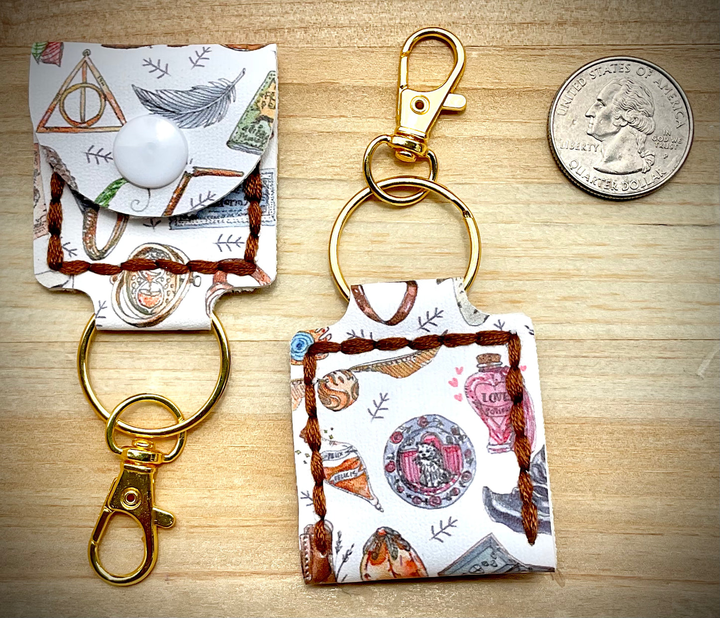Coin/Quarter Holder Keychain - Wizard World