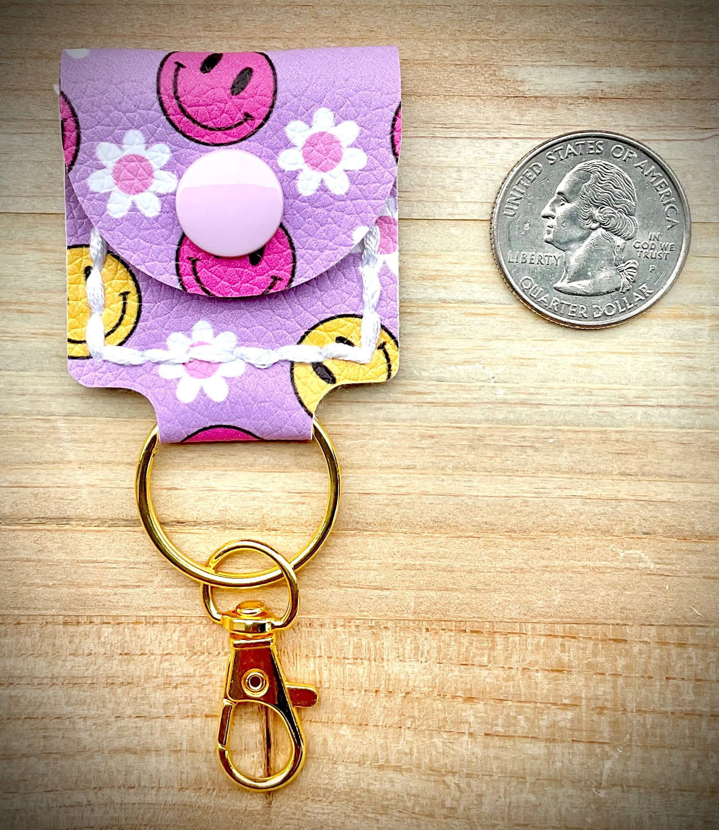 Coin/Quarter Holder Keychain - Smiley Flowers